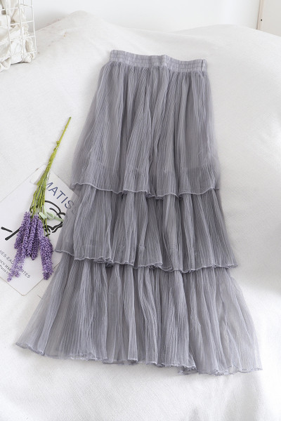 Moodne naiste pikk seelik A-joone ja tülliga