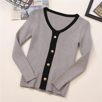 V-kaelusega, pikkade varrukate ja nööpidega õhuke naiste kampsun