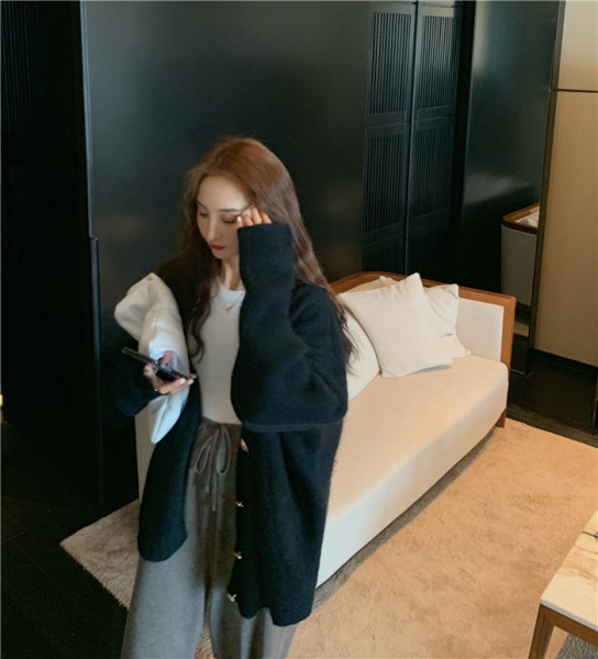 Must naiste retro vest nööpidega - lai mudel