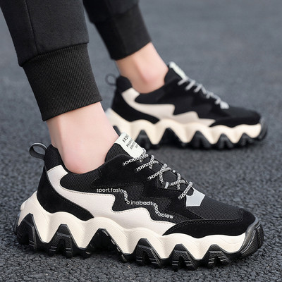 Kareda talla ja paeltega vabaaja meeste tossud