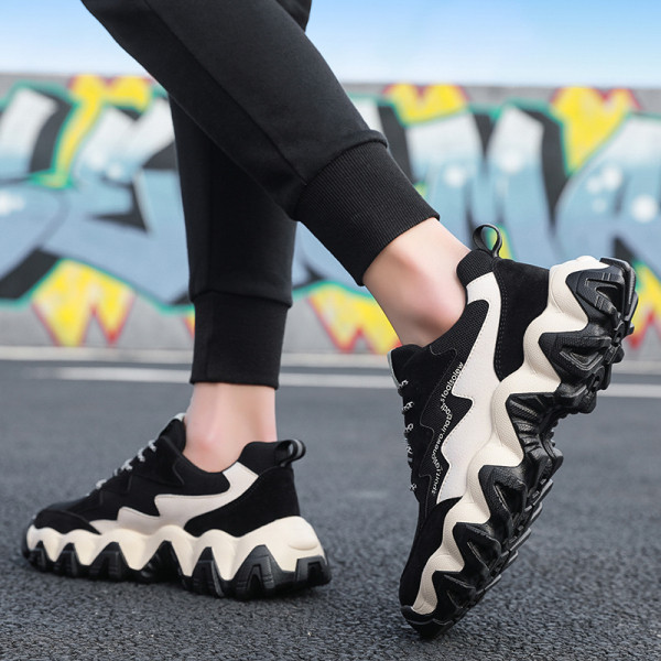 Kareda talla ja paeltega vabaaja meeste tossud