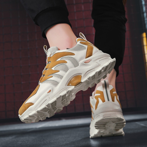 Uus mudel paeltega meeste kevadtossud