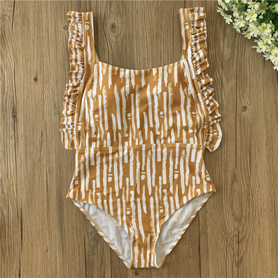 Γυναικείο ολόσωμο μαγιό εξώπλατο με φαρδιές λωρίδες ώμου και διαφορετικά σχέδια χρωμάτων