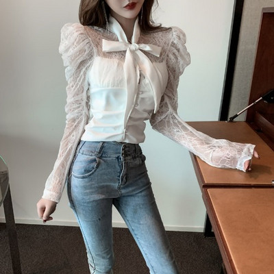 Moodne naiste pluus pitsvarrukatega ja kaelusega paelaga