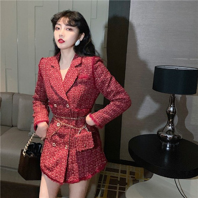 Stílusos női kabát klasszikus gallérral és gombokkal + kistáska fémlánccal