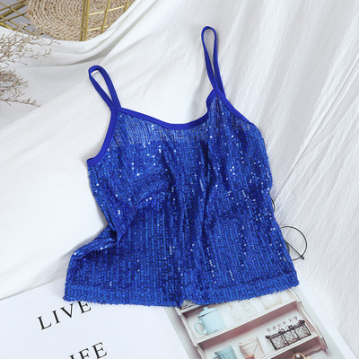 Praegune peenikeste rihmade ja litritega naiste topp