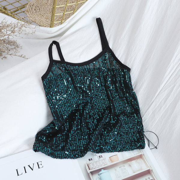 Praegune peenikeste rihmade ja litritega naiste topp