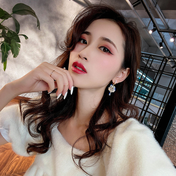 Moodsad öökulli kujulised naiste kõrvarõngad