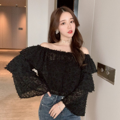 Naiste paljaste õlgade ja laiade varrukatega šifoonist pluus