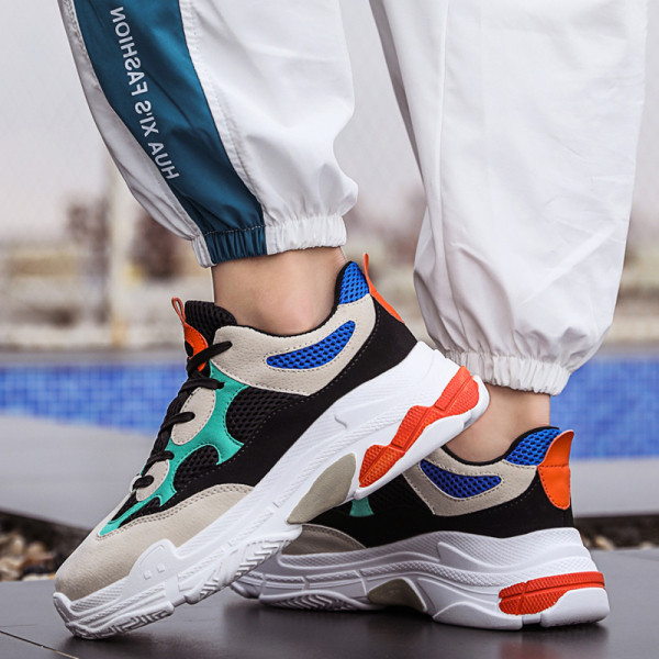 Modern tavaszi-őszi tornacipő durva talppal és fűzővel