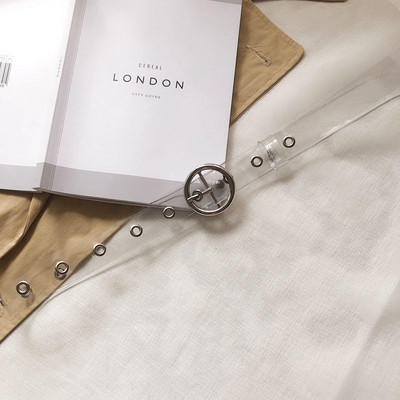 Silikoonist läbipaistev metallelementidega vöö kahes mudelis