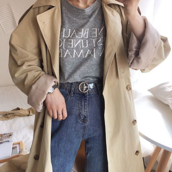 Silikoonist läbipaistev metallelementidega vöö kahes mudelis