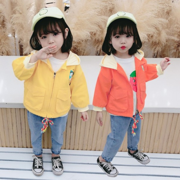 Kapuutsiga ja aplikatsiooniga kevadine laste jope tüdrukutele