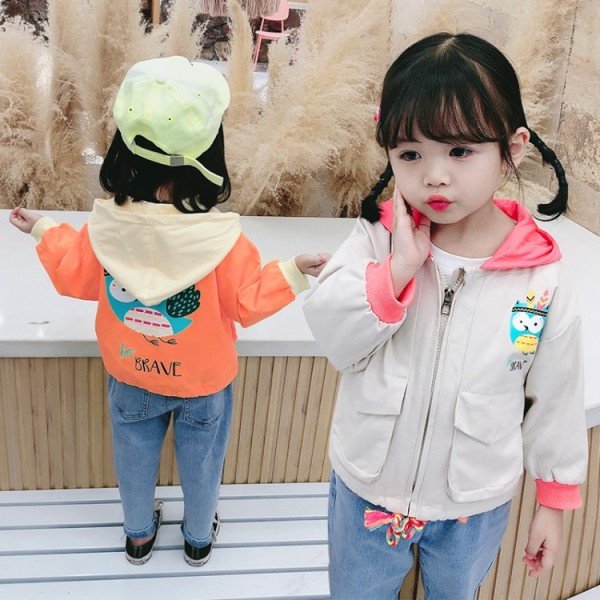 Kapuutsiga ja aplikatsiooniga kevadine laste jope tüdrukutele