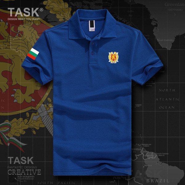 Lühikeste varrukate ja klassikalise kaelusega meeste pluus Bulgaaria embleemiga