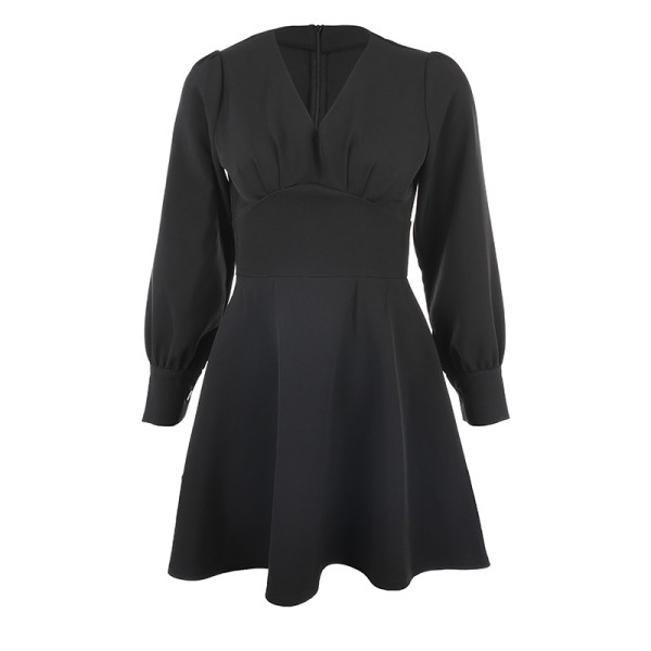 Testreszabott női ruha hosszú ujjal és V-nyakkal