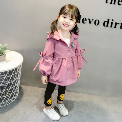 Tavaszi gyerekdzseki lányoknak kapucnival és 3D elemmel