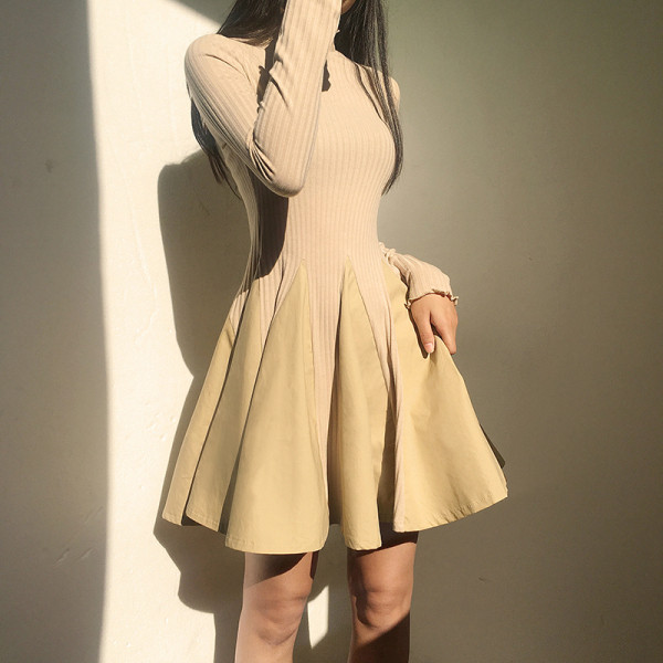 Vabaaja naiste kleidilõikeline pikkade varrukatega mudel