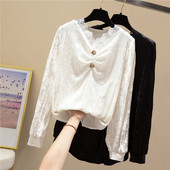 Stiilne naiste särk pitsi ja sametnööpidega