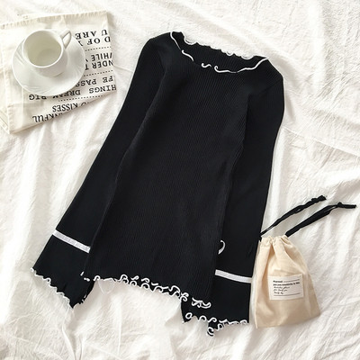 Modern női blúz kerek nyakkivágással és nyakkendővel