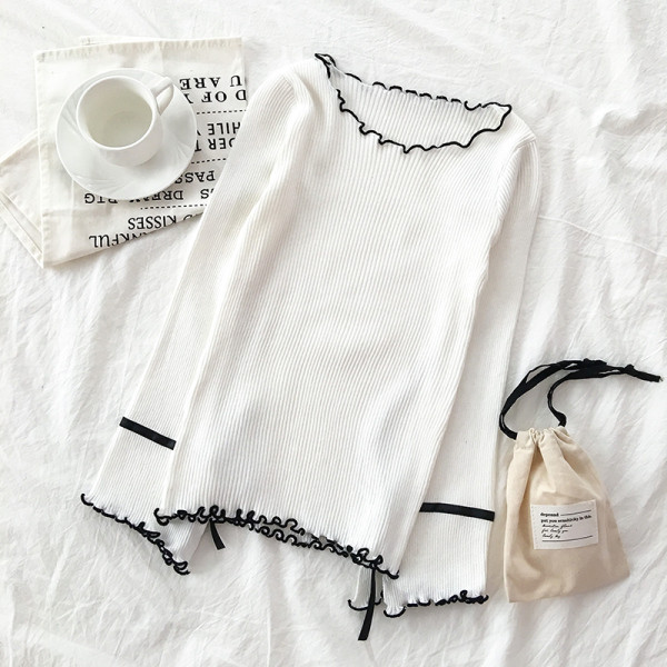 Modern női blúz kerek nyakkivágással és nyakkendővel