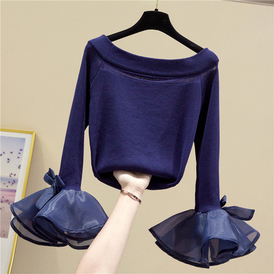 Modern női blúz csónakos nyakkivágással és hosszú ujjú szalaggal