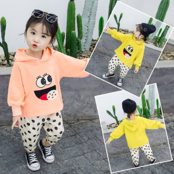 Kaheosaline aplikatsiooni ja kapuutsiga lastekomplekt tüdrukutele