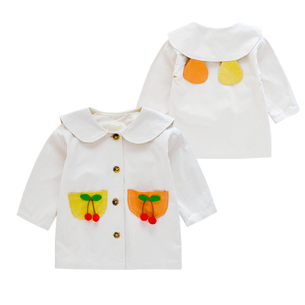 Moodne taskute ja 3D elementidega lastemantel