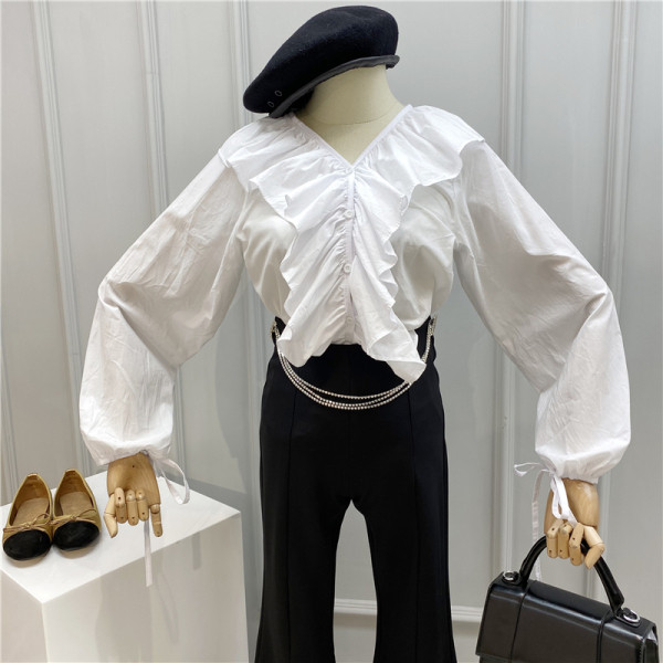 Modern női ing V-nyakú és ujjkötővel