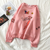 Rózsaszín női blúz kerek nyakkivágással és rátéttel