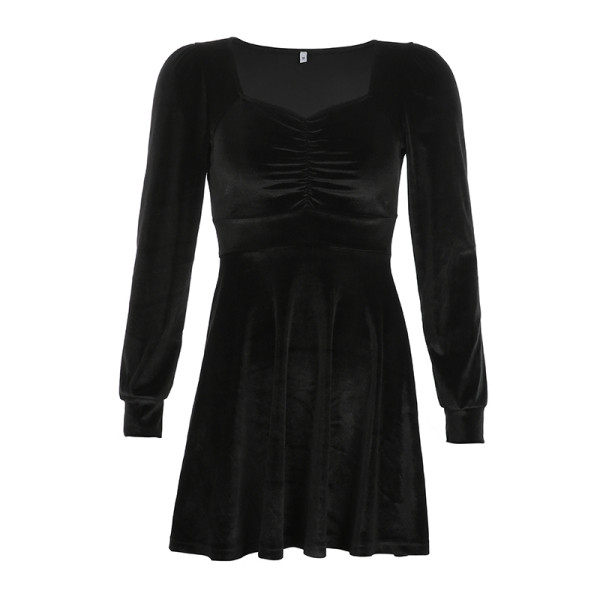 Rövid női bársony ruha modell hosszú ujjal