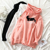 Női pulóver rátéttel és kapucnival