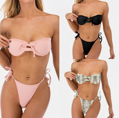 Praegune kaheosaline bridge tüüpi ülaosa ja lipsudega ujumistrikoo