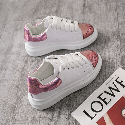 Lameda talla, läikiva efekti ja paeltega vabaaja naiste tossud