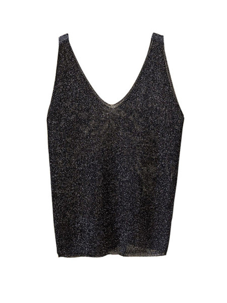 Laiade rihmade ja läikiva efektiga õhukesest kudumisest suures suuruses kaasaegne naiste topp