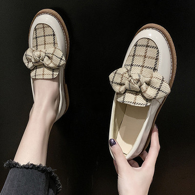 Ležerne ženske cipele s trakom i ravnim potplatom