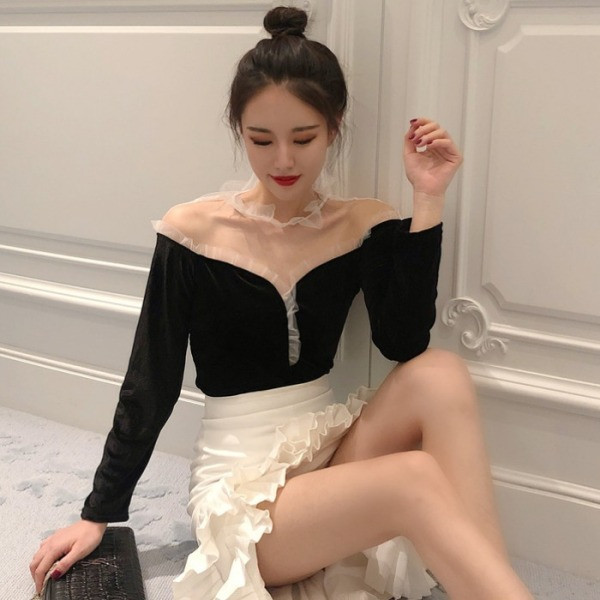 Stiilne tihendiga naistepluus