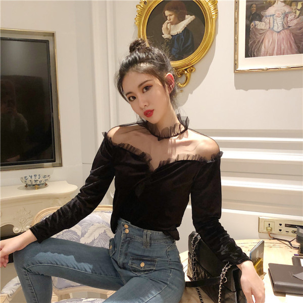 Stiilne tihendiga naistepluus