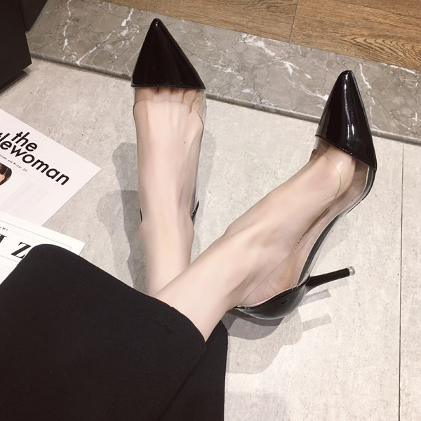 Stiilne naiste kontsaga kingad teravatipuline mudel