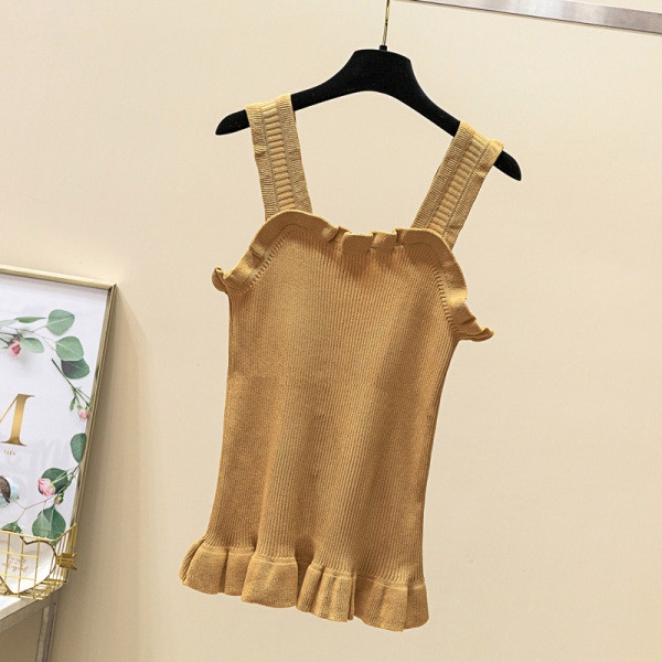 Suur laiade rihmade ja nööpidega naiste topp