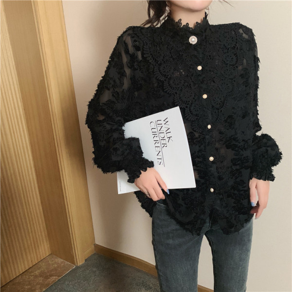 Stílusos női csipke ing gyöngy gombokkal