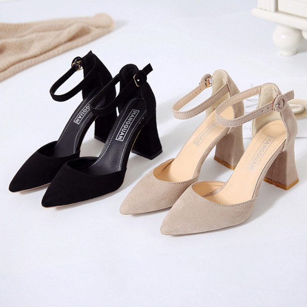 Stilīgi sieviešu apavi ar biezu papēdi no eko zamšādas