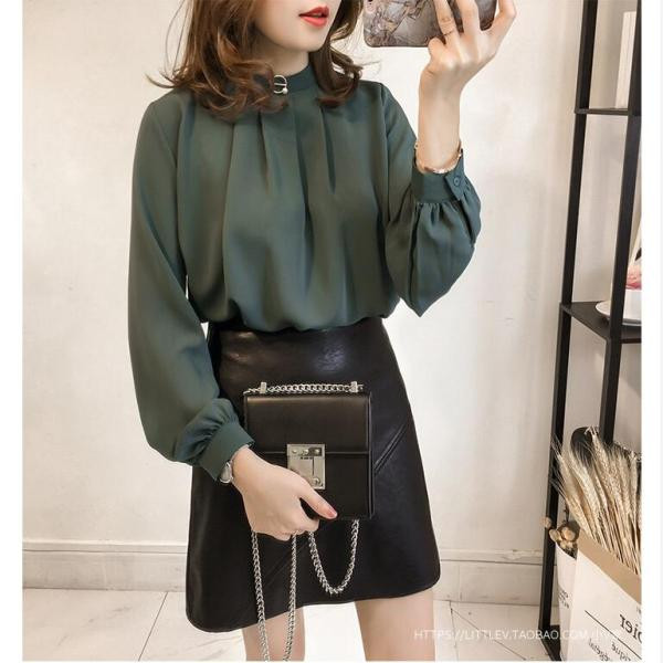 Suures suuruses kõrge vöökohaga naiste nahast seelik