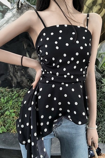 Napi aszimmetrikus női felső vékony pánttal