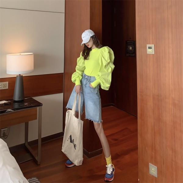 Moodne naiste puhvis varrukatega pluus