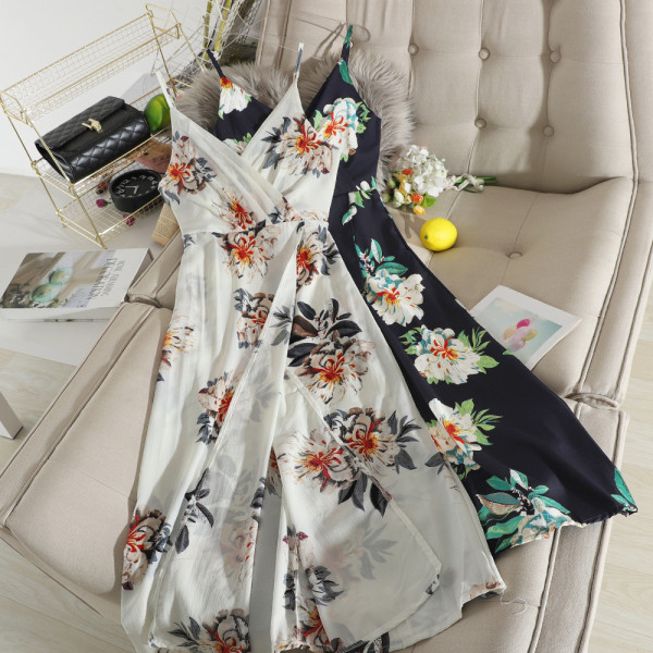 Lillemustri ja peenikeste rihmadega vabaaja pikk naiste kleit