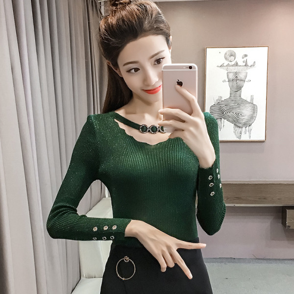 Moodne pikkade varrukate ja metallelementidega naiste kampsun