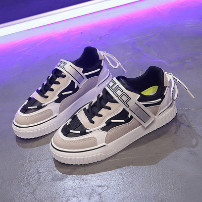 Modern női rugós tornacipő lapos talppal - öko velúrból