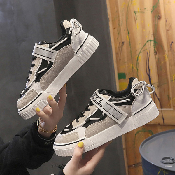 Modern női rugós tornacipő lapos talppal - öko velúrból