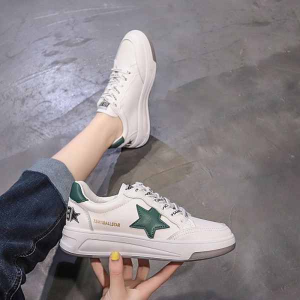 Lameda talla ja värviliste paeltega nahast naiste tossud